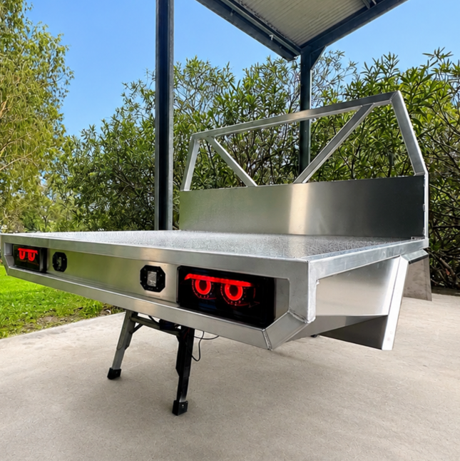 DMC Ute Tray